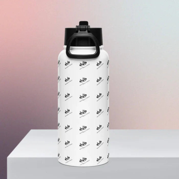 Maximus Stainless steel water bottle with a straw lid