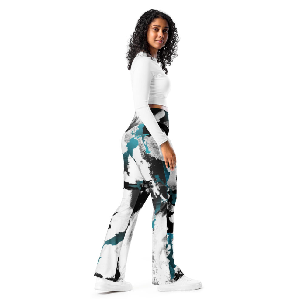 Universe MF Flare leggings - Image 6